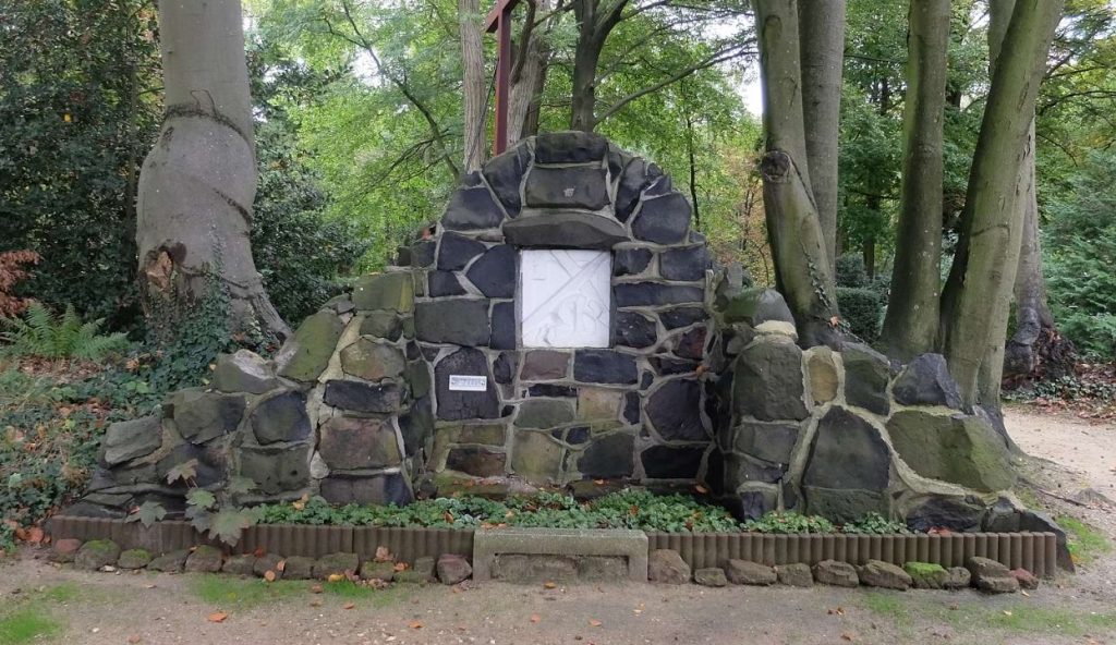 Kreuzgarten 7 b21c8c76 1920w