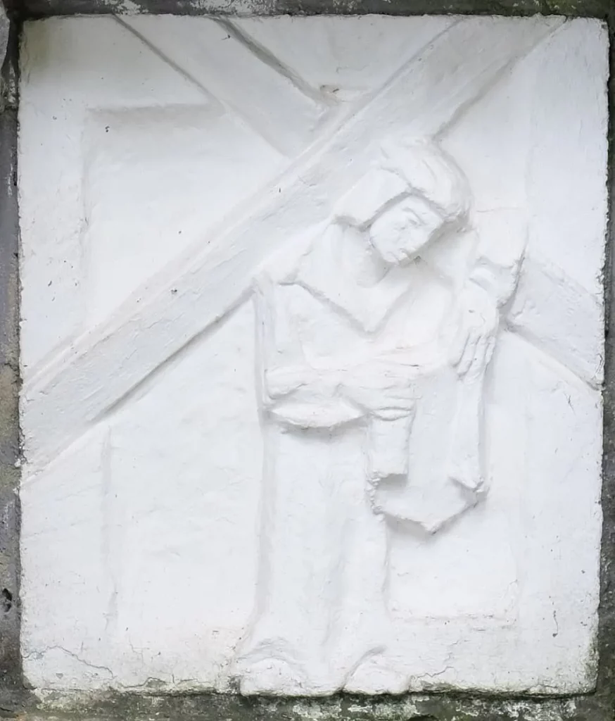 Kreuzgarten Station 6 Relief 1920w