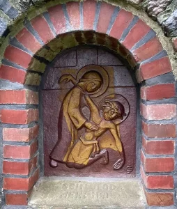 6. Station Mariengarten: Die Abnahme Jesu vom Kreuz