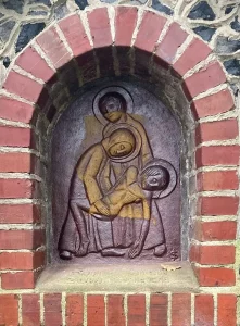 7. Station Mariengarten: Die Grablegung Jesu